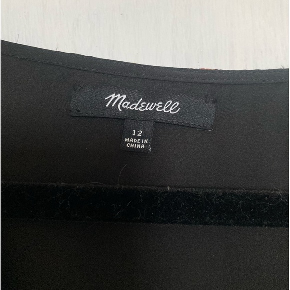 Madewell silk blouse. Size 12 - Picture 2 of 6